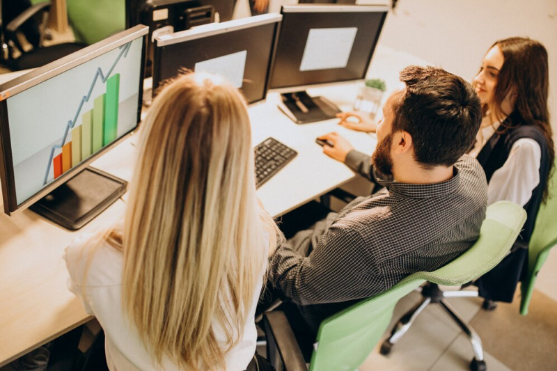 Sztuczna inteligencja pomoże w skróceniu tygodnia pracy